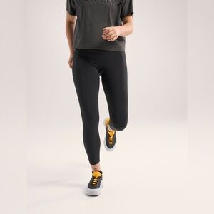 Arc'Teryx Women's Essent High-Rise Utility Legging Elastic Waist Black Size S